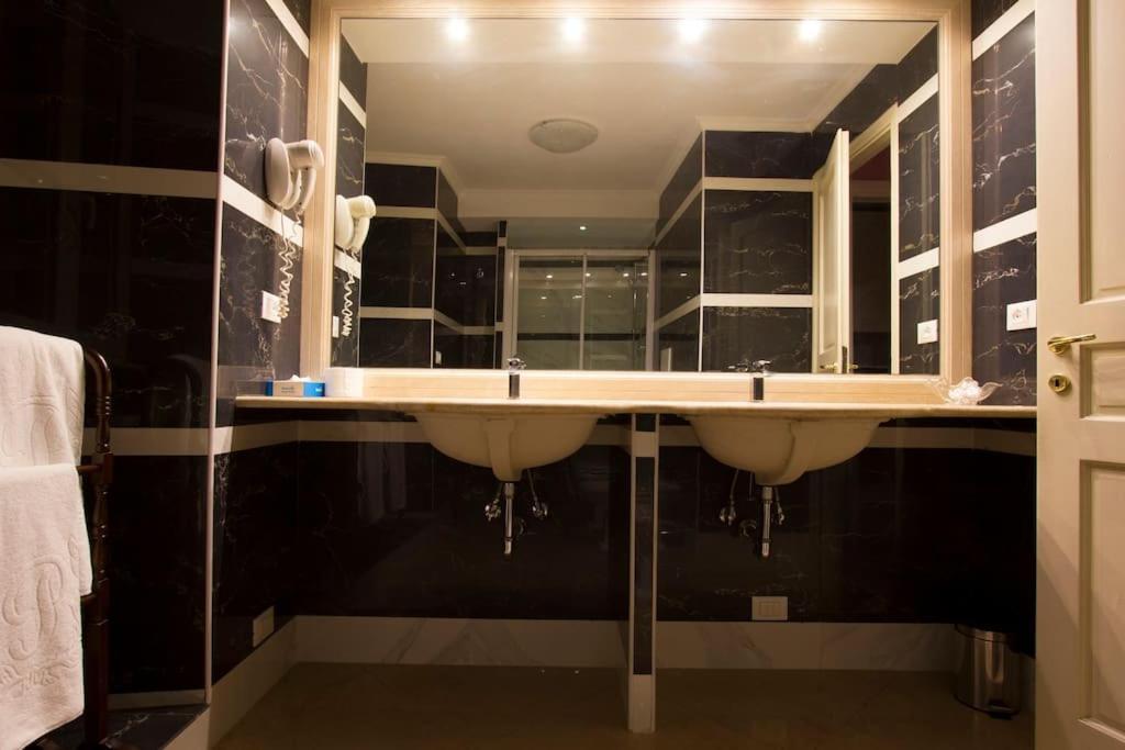 41 Nazionale Suite 41 Рим Екстер'єр фото