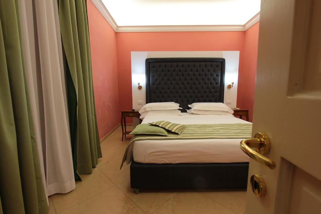 41 Nazionale Suite 41 Рим Екстер'єр фото